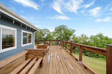 Phenomenal lake property with 180 degrees of water frontage and - photo 25