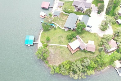 Phenomenal lake property with 180 degrees of water frontage and - photo 28