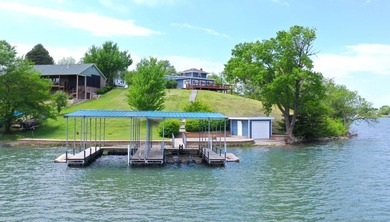 Phenomenal lake property with 180 degrees of water frontage and - photo 29
