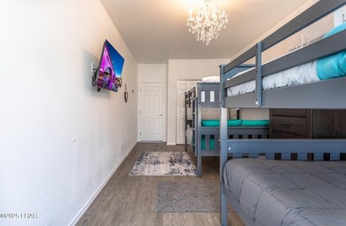 Looking for a move-in ready home or a solid  investment? This - photo 34