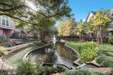 Lake Townhome/Townhouse For Sale in Addison, Texas