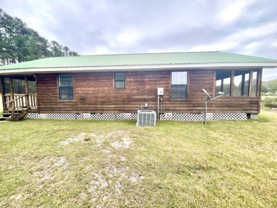 MOTIVATED SELLERS:  Rustic Home With Front Porch On Quiet Road - photo 4
