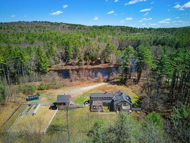 Tucked away on more than three private acres along the Middle - photo 2