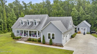 Located in the prominent Country Club East community, this - photo 3