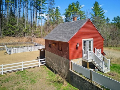 Tucked away on more than three private acres along the Middle - photo 7