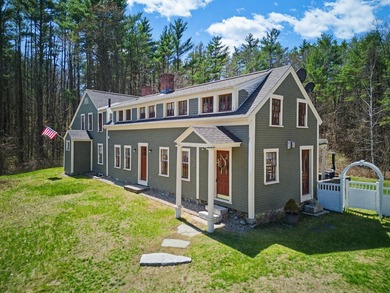 Tucked away on more than three private acres along the Middle - photo 9