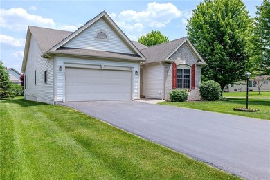 Tastefully decorated 3 Bedroom Ranch with 2 full baths. Tray - photo 1