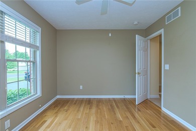 Tastefully decorated 3 Bedroom Ranch with 2 full baths. Tray - photo 7
