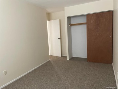 Welcome to this beautifully updated 3-bedroom, 2-bathroom - photo 11