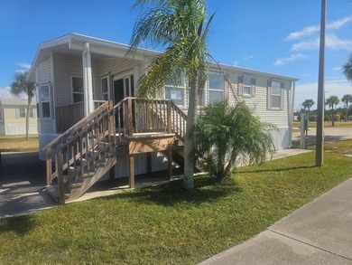 Fully Remodeled 2BR/2BA Corner Lot with Water Views - 55+ - photo 9
