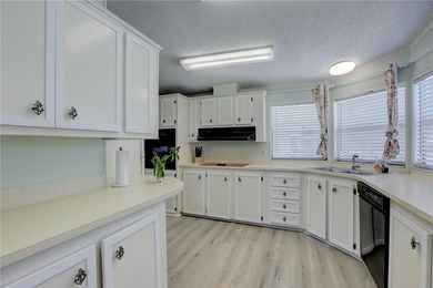 Move right into this furnished 2BR/2BA home on a desirable - photo 14