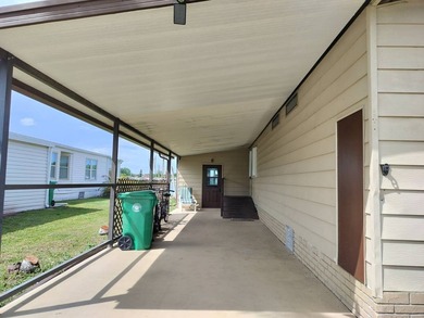 Welcome home to this bright and inviting 2-bedroom, 2-bath - photo 2