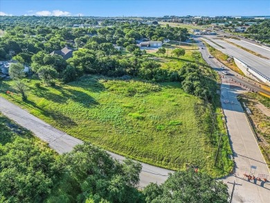 This prime piece of real estate in Lake Worth offers a fantastic - photo 11