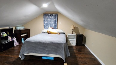 Privacy and seclusion await! This 2-bedroom, 1.5-bath home is - photo 12