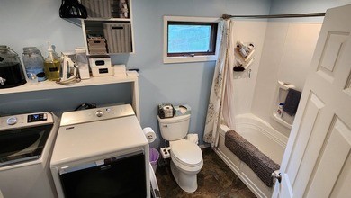 Privacy and seclusion await! This 2-bedroom, 1.5-bath home is - photo 17