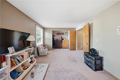 Welcome home to this beautifully maintained 2-bedroom, 1.5-bath - photo 20