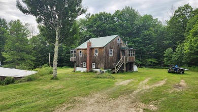 Privacy and seclusion await! This 2-bedroom, 1.5-bath home is - photo 21