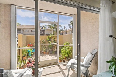 Super cute unit in a well kept condo community with lovely - photo 21