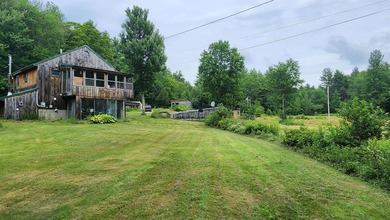 Privacy and seclusion await! This 2-bedroom, 1.5-bath home is - photo 22