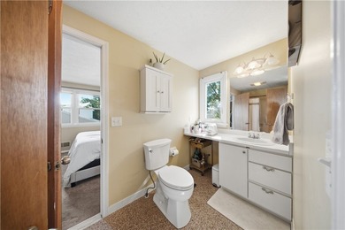 Welcome home to this beautifully maintained 2-bedroom, 1.5-bath - photo 23