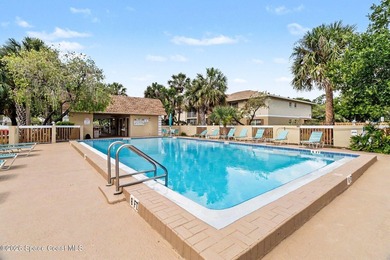 Super cute unit in a well kept condo community with lovely - photo 23