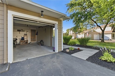 Welcome home to this beautifully maintained 2-bedroom, 1.5-bath - photo 28