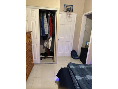 Beautifful 3/2 single family house with a huge master bedroom - photo 36