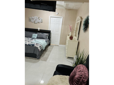 Beautifful 3/2 single family house with a huge master bedroom - photo 43