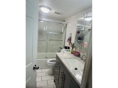 Beautifful 3/2 single family house with a huge master bedroom - photo 52