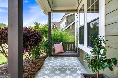 Charming Craftsman Cottage with Lake Views and Steps from the - photo 5