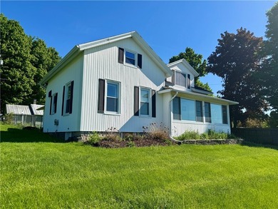 Enjoy country living on just under two acres with a beautiful - photo 2