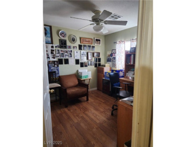 Welcome to this well-maintained home located in Southwest Las