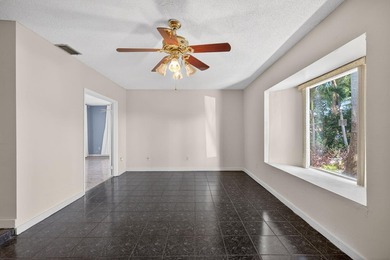 Welcome home to this spacious 3-bedroom, 2-bath residence - photo 14