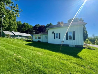 Enjoy country living on just under two acres with a beautiful - photo 5