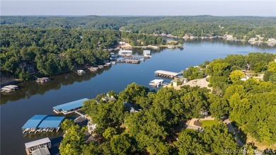 Enjoy the best of Lake of the Ozarks from this beautifully - photo 19
