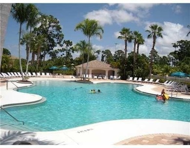 Beautifully maintained 3-bedroom, 2.5-bath lakefront townhouse - photo 21