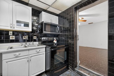 Welcome home to this spacious 3-bedroom, 2-bath residence - photo 23