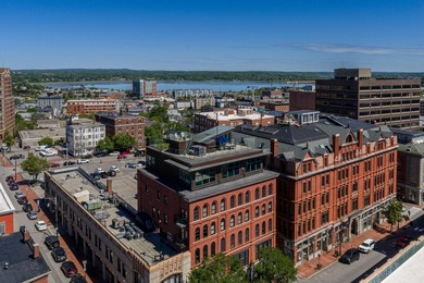 Welcome to The Penthouse on Congress--an incredible opportunity - photo 35