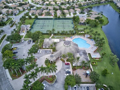 Rare Waterfront 2/2/1 villa in ultra convenient Andros Isle. New - photo 42