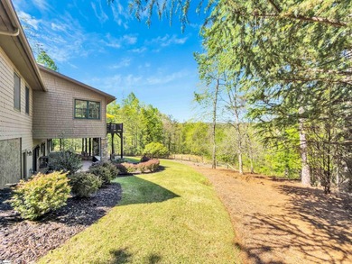 A luxury mountain retreat with 6,000 SF of space positioned to - photo 44