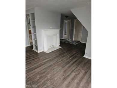 Income producing Triplex to add to your portfolio! Below market - photo 7