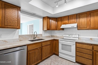 This home is priced to sell! 1869 sq. ft. of living area that - photo 11