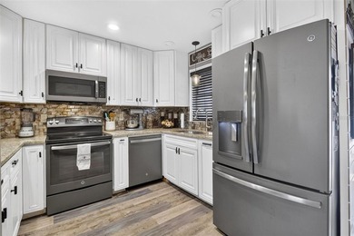 Florida Living at Its Finest; Beautifully Remodeled Home with an - photo 11