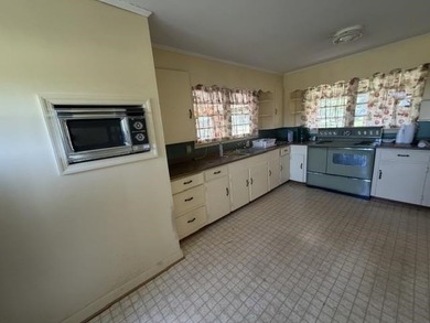 33.25 ACRES ON LAKE BLALOCK- A RARE OPPORTUNITY! Discover the - photo 28