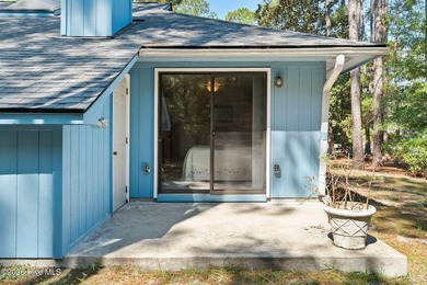 A true creampuff! This adorable 3-bedroom, 2-bath home is - photo 32