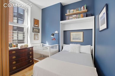 Welcome home to this bright, beautifully renovated one-bedroom - photo 8