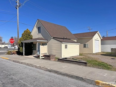 LOCATED BY THE NEW MAVERICK WITH DETACHED SHOP! This property - photo 1
