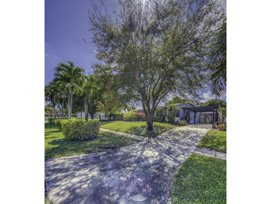 Welcome to your dream home! with No HOA ! This expansive 3Br - photo 25