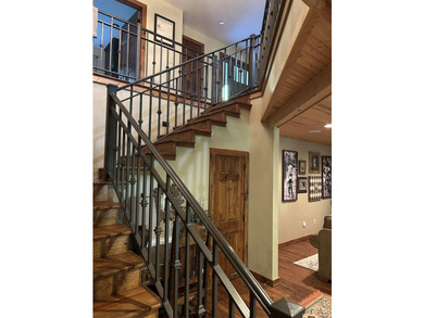 Tucked away near the beautiful Little Red River, this inviting - photo 30