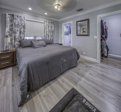 Welcome to your dream home! with No HOA ! This expansive 3Br - photo 30